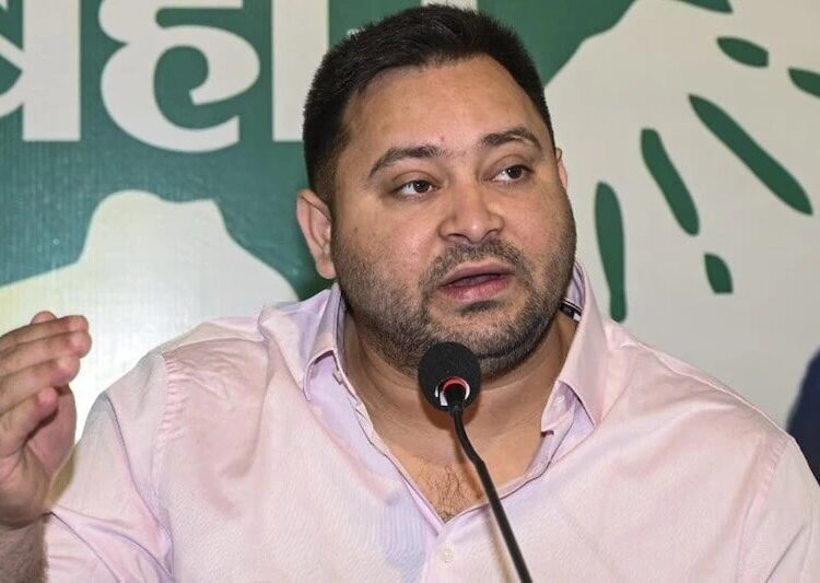 51,500 करोड़ के निवेश समझौतों पर तेजस्वी यादव का सरकार पर हमला