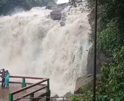 Jharkhand Weather Alert: बारिश में झारखंड घूमने का प्लान है?