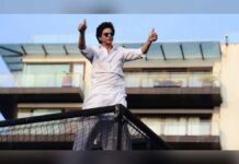 शाहरुख खान के ‘मन्नत’ में घुसा सांपों का जोड़ा