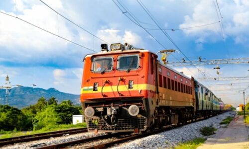 Patna to Gopalganj Train: पटना से गोपालगंज कौन सी ट्रेन बेहतर?