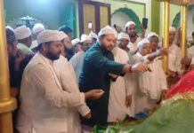 फुलवारी शरीफ: तेजस्वी यादव पहुंचे खानकाह मुजीबिया