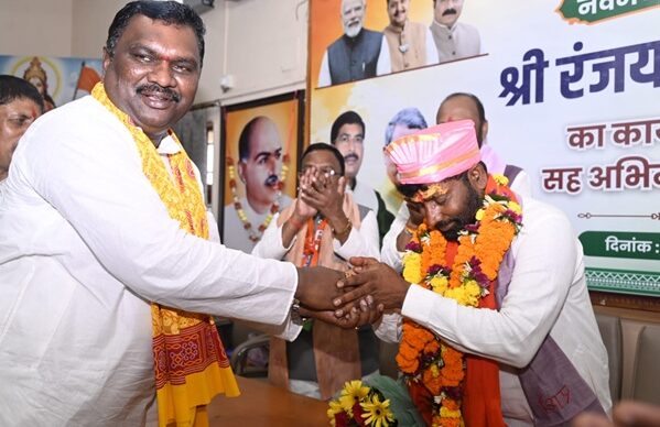 बीजेपी एससी मोर्चा के नए प्रदेश अध्यक्ष रंजय कुमार ने संभाला कार्यभार