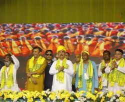 कुड़मी समाज का ऐतिहासिक महाजुटान, सुदेश ने एकता व शिक्षा पर दिया जोर