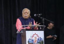 लंदन पहुंचे RSS प्रमुख मोहन भागवत, मंदिर-गुरुद्वारा में टेका मत्था