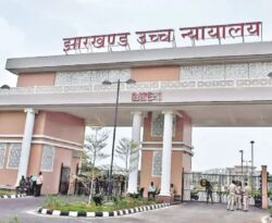 JSSC सहायक आचार्य नियुक्ति मामला: हाईकोर्ट ने 43 सीटें सुरक्षित रखने का दिया निर्देश, 30 अक्टूबर को अंतिम सुनवाई