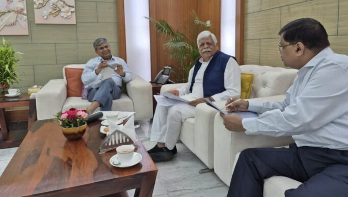 Palamu NH Project: सांसद विष्णुदयाल राम ने NHAI चेयरमैन से की बैठक