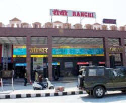 Ranchi Missing Child: स्टेशन से लापता हुआ 4 साल का विवान, 100 से ज्यादा CCTV खंगाल चुकी पुलिस