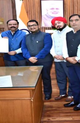 Ranchi News: राज्यपाल से मिले FJCCI के पदाधिकारी, व्यापारियों ने उठाया होल्डिंग टैक्स का मुद्दा