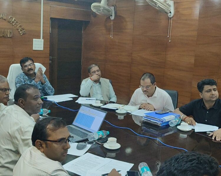 झारखंड में SIR प्रक्रिया तेज करने का निर्देश, मुख्य निर्वाचन पदाधिकारी बोले- जांच के बिना सामूहिक आदेश नहीं