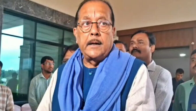 झारखंड बजट पर वित्त मंत्री सख्त, 60 दिन में टेंडर पूरा नहीं हुआ तो बढ़ेगी मुश्किल