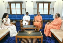 मुख्यमंत्री हेमन्त सोरेन पहुंचे योगदा सत्संग आश्रम, स्वामीजी से की मुलाकात
