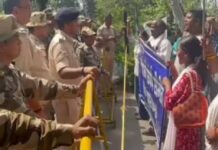 बस्तियां उजाड़ने के विरोध में सड़कों पर उतरे सैकड़ों लोग
