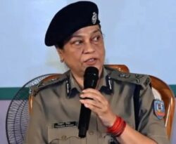 Jharkhand DGP: तदाशा मिश्रा की नियुक्ति पर सुप्रीम कोर्ट में सवाल, नियमों को प्रकाश सिंह फैसले के खिलाफ बताया