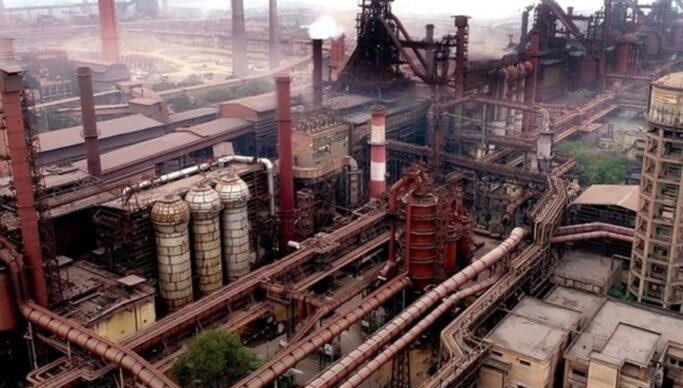 Bokaro Steel Plant Accident: गैस की चपेट में आने से 2 मजदूरों की मौत