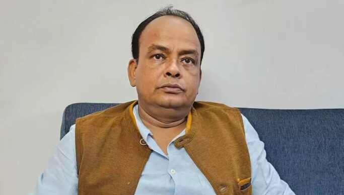 राहुल गांधी के प्रदर्शन में शामिल होने दिल्ली रवाना हुए इरफान अंसारी