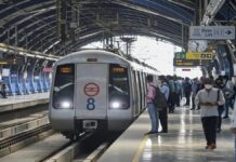 विपक्ष के मार्च से पहले 6 मेट्रो स्टेशन बंद, जानें ट्रैफिक अपडेट