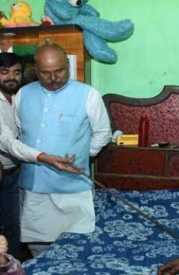 रांची में संजय केसरी के घर भीषण डकैती, केंद्रीय रक्षा राज्यमंत्री ने परिवार को दिया भरोसा