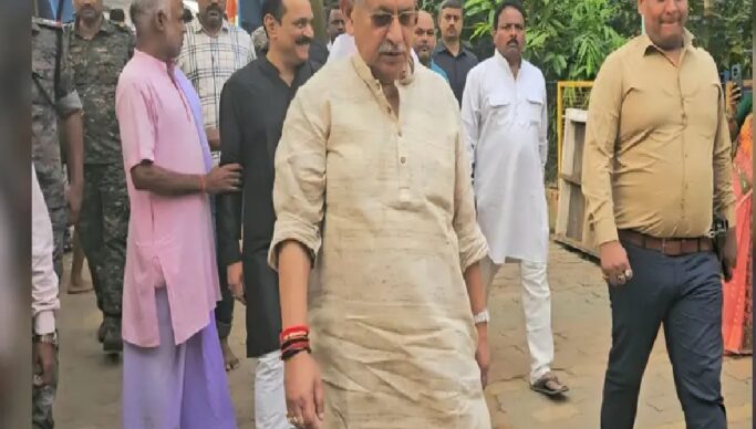 नवरात्र के सातवें दिन रजरप्पा मंदिर पहुंचे केंद्रीय मंत्री ललन सिंह, मां छिन्नमस्तिके से मांगा आशीर्वाद
