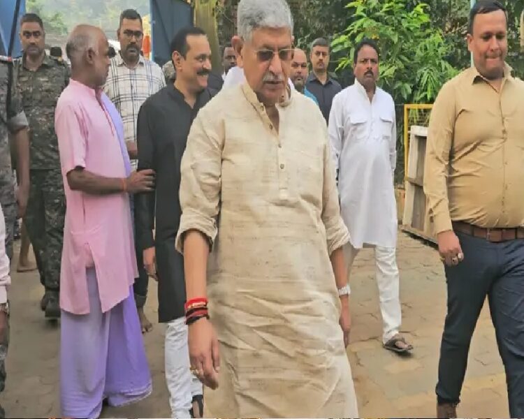 नवरात्र के सातवें दिन रजरप्पा मंदिर पहुंचे केंद्रीय मंत्री ललन सिंह, मां छिन्नमस्तिके से मांगा आशीर्वाद