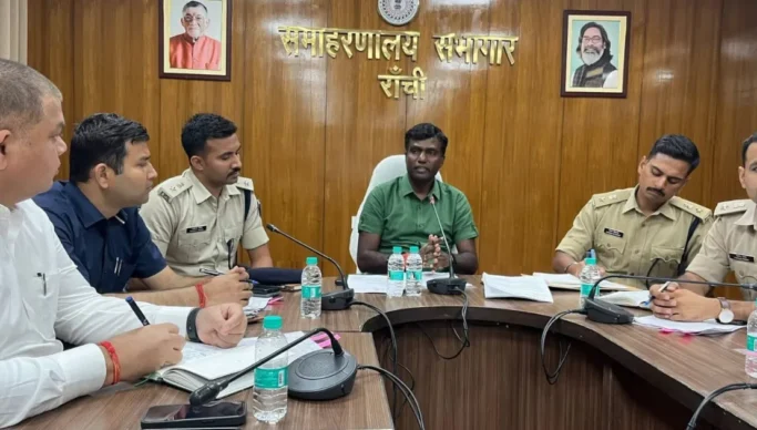 छठ घाटों पर NDRF और गोताखोरों की तैनाती, दीपावली-काली पूजा पर भी सख्ती