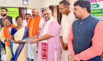 Ranchi News: महिलौंग में BJP का ‘आंगन मिलन सेवा’ कार्यक्रम, आंगनवाड़ी-सहिया दीदियां सम्मानित